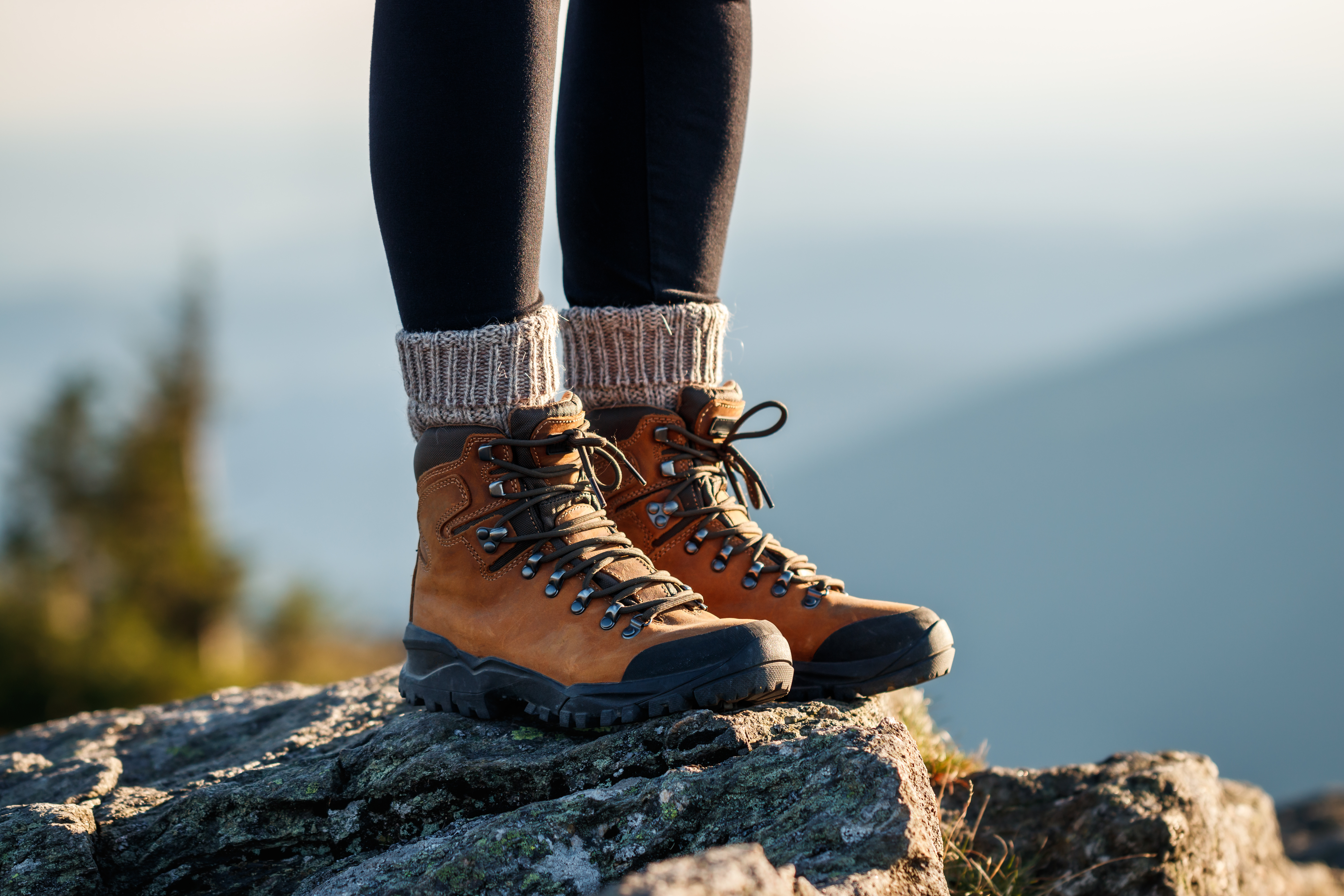 Wanderschuhe mit Wandersocken