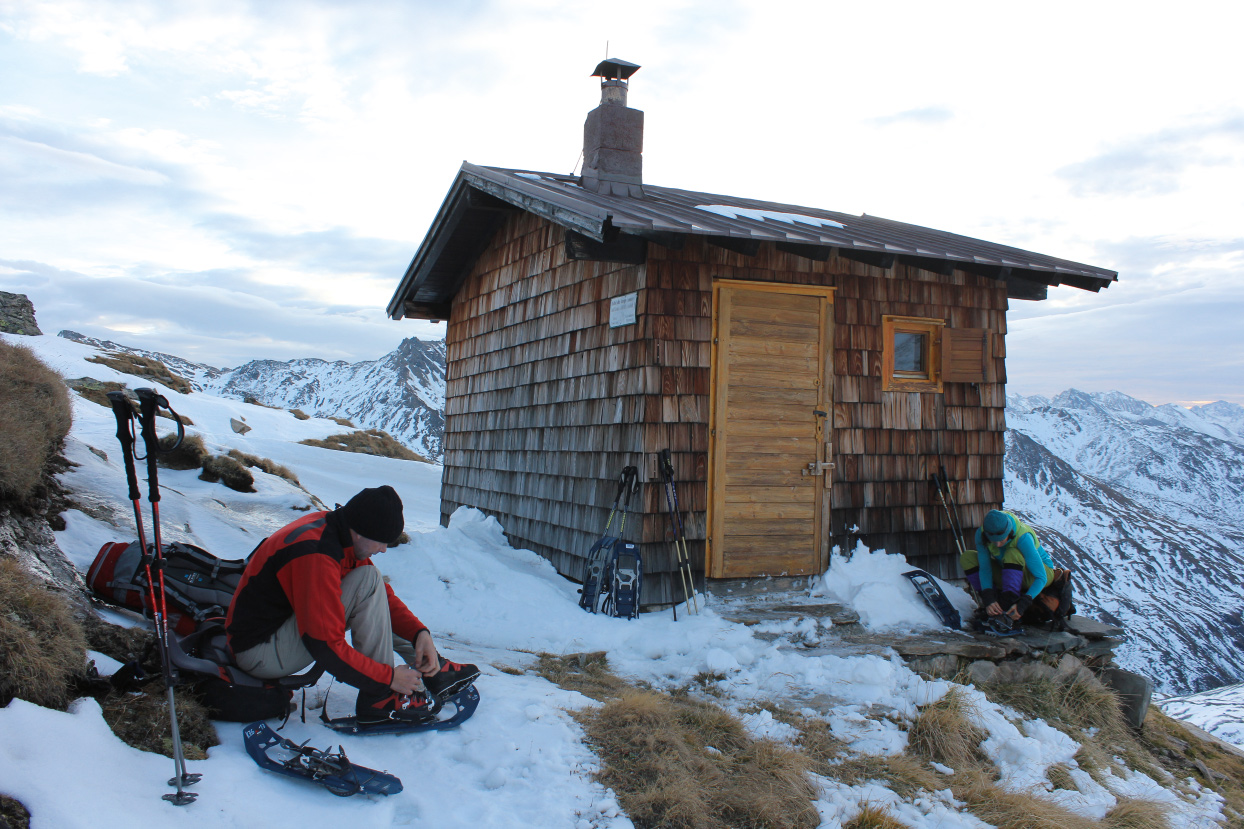 Früher Aufbruch vom Winterraum der Badener Hütte