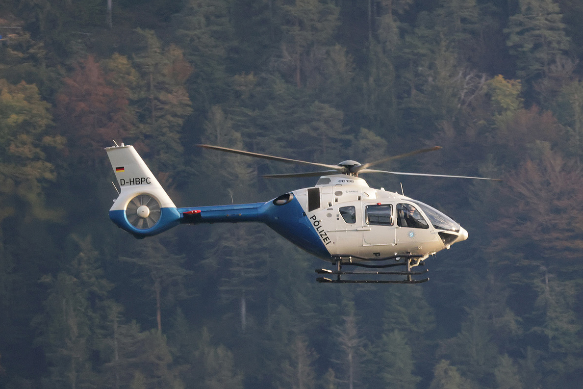Suche am Königssee mit Helikopter
