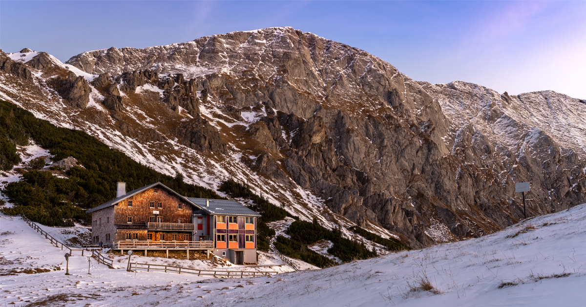 Das Carl-von-Stahl-Haus ist eine der Top-Berghütten im Winter!