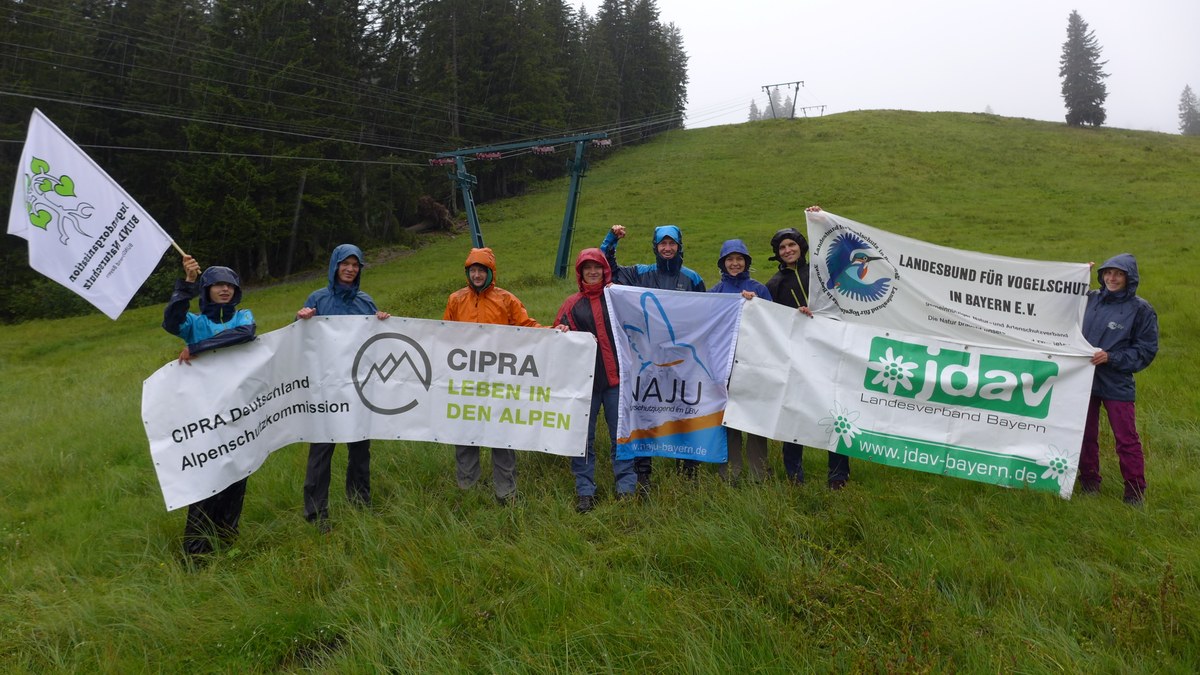 Die Cipra bei einer Demonstration gegen die Skischaukel am Riedberger Horn