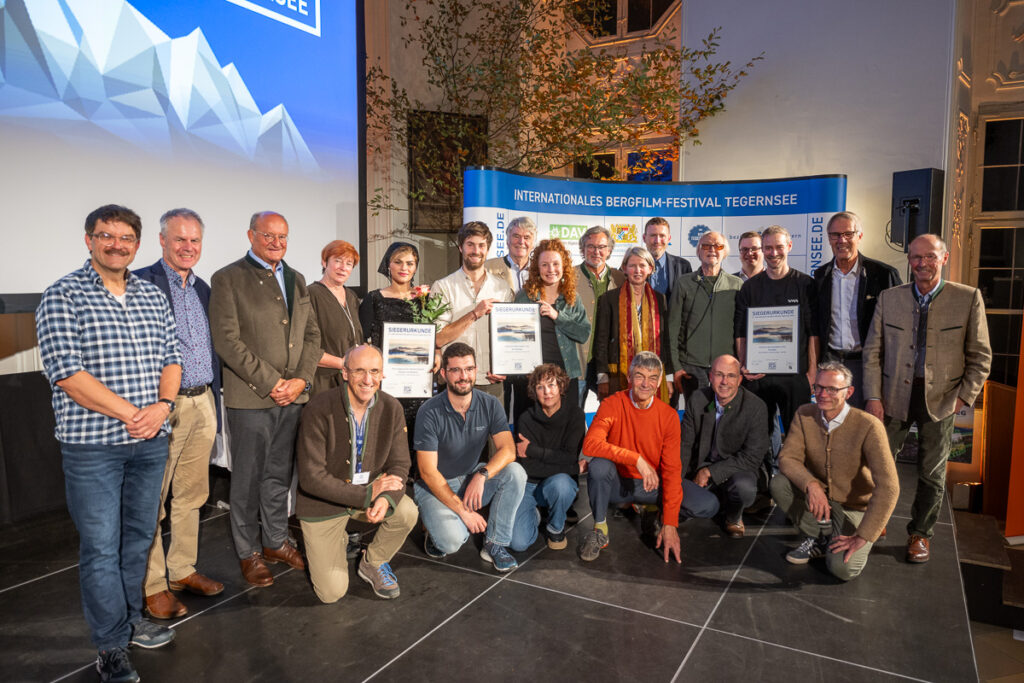 Gruppenfoto bei der Schlussfeier des Bergfilm-Festivals Tegernsee
