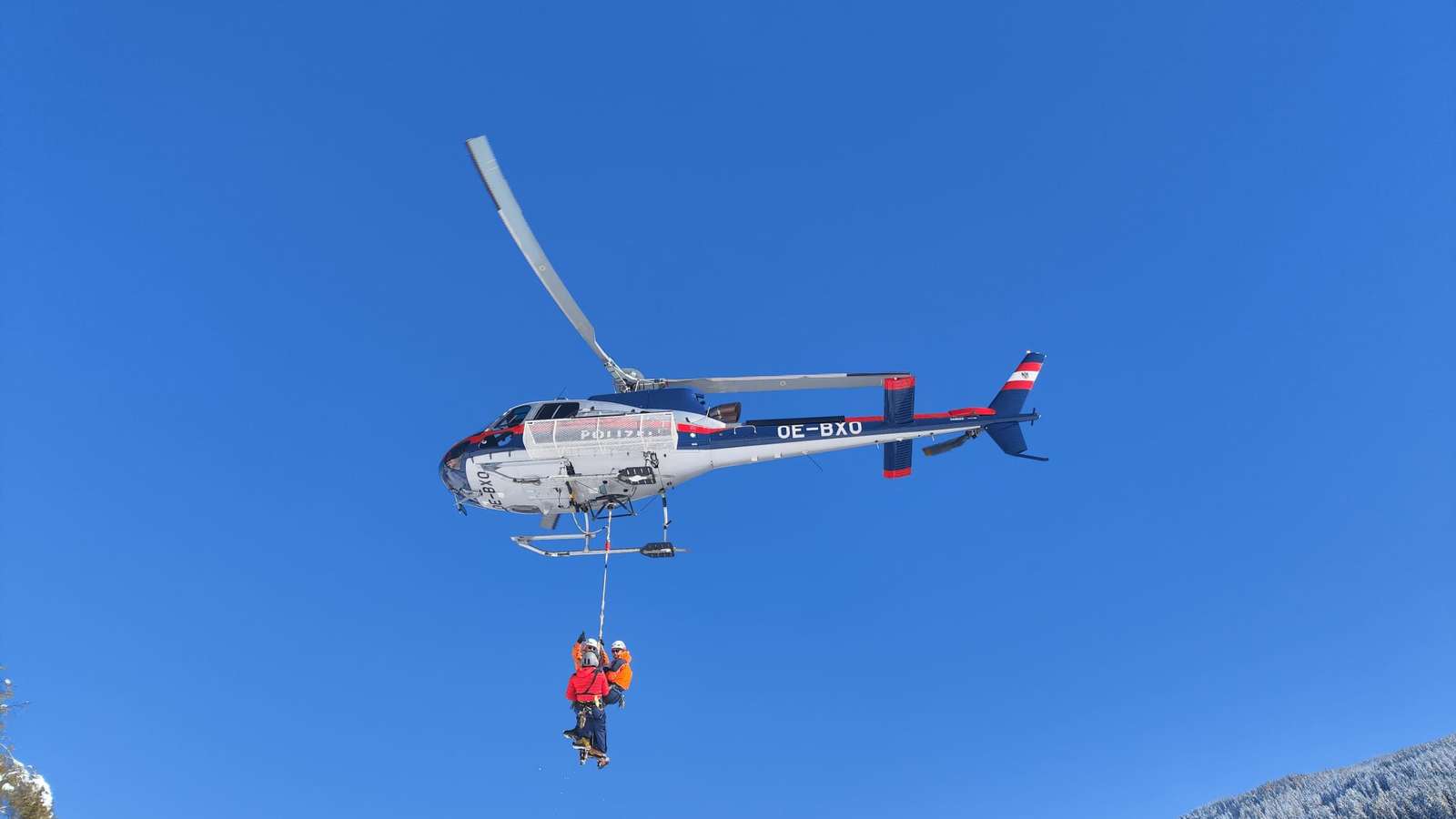 Übungsszenario zur Rettung von 71 Personen aus einer Gondelbahn.