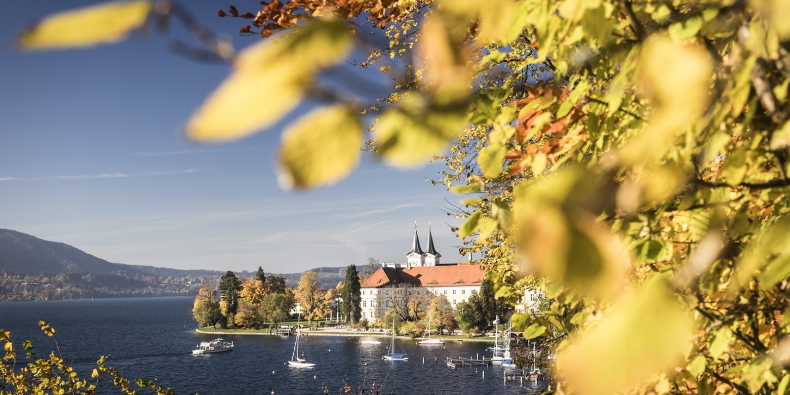 Schloss Tegernsee * Tegernsee castle Der Tegernsee/Dietmar Denger