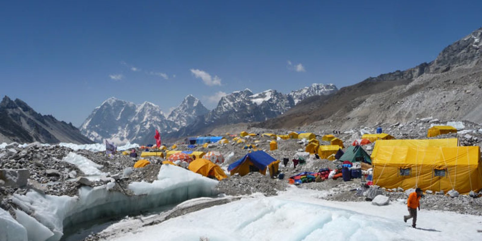 So sah das EBC bei der letzten Expedition von Damien Francois aus.