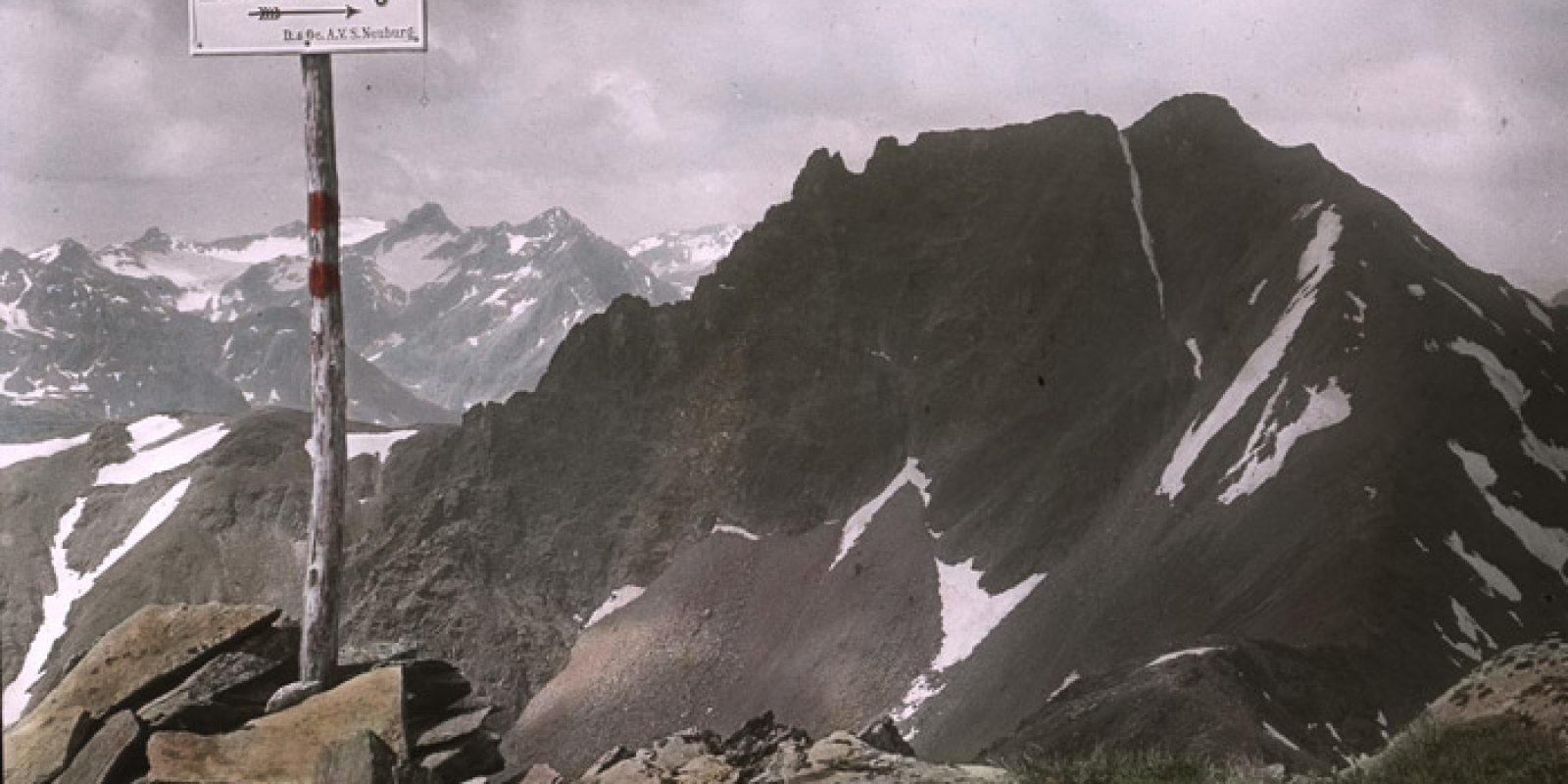 Wegtafel zum Grieskogel